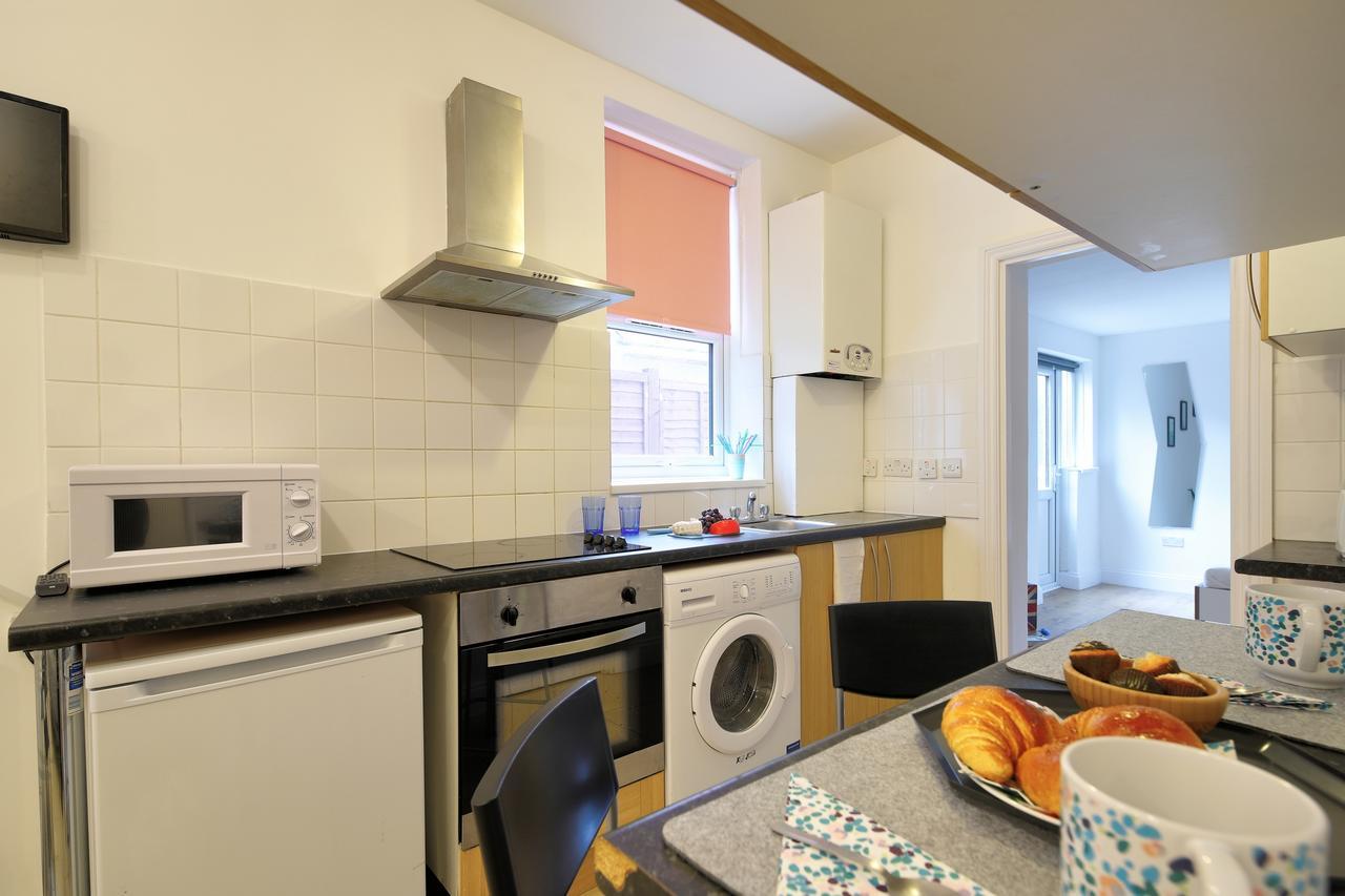 Willesden Short Let London Apartments Wembley Екстериор снимка