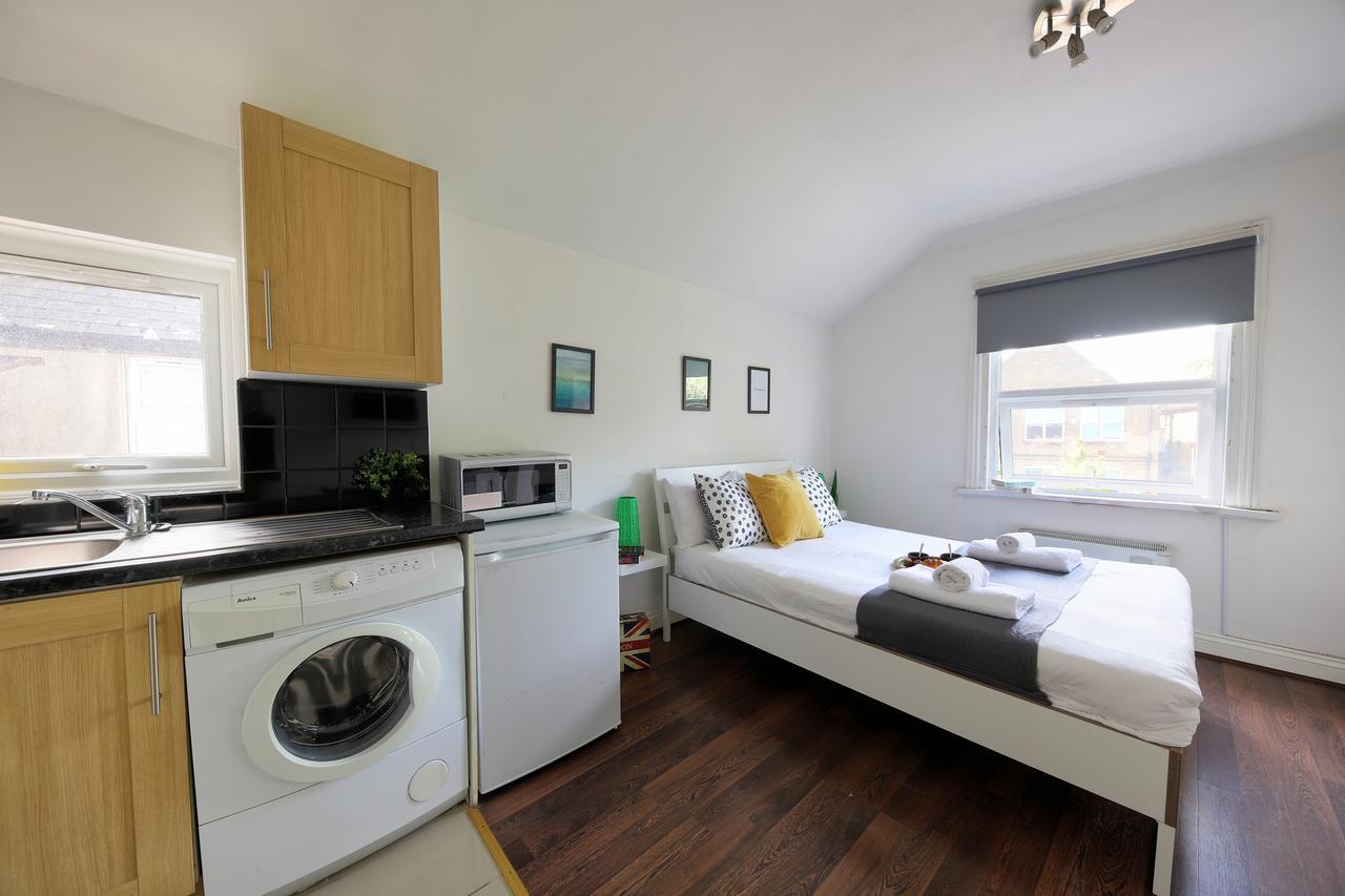 Willesden Short Let London Apartments Wembley Екстериор снимка